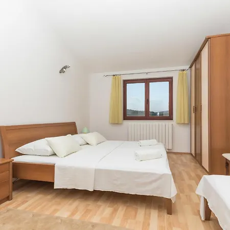 Lovely In With Kitchen Vikendica *