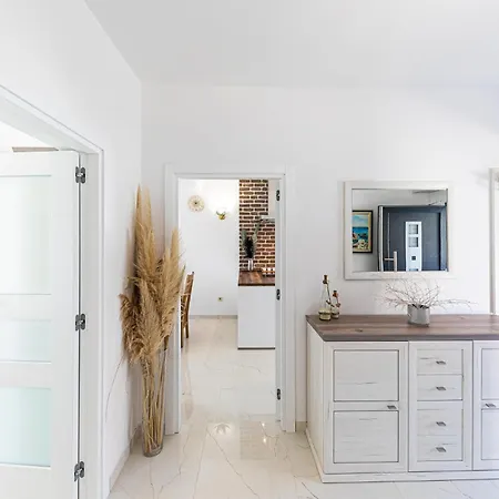 Lovely In With Kitchen